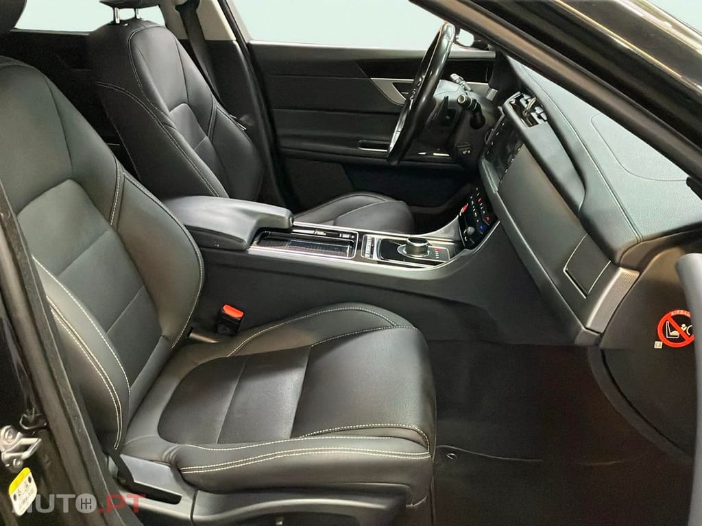 Jaguar XF 2.0 D Pure Aut.