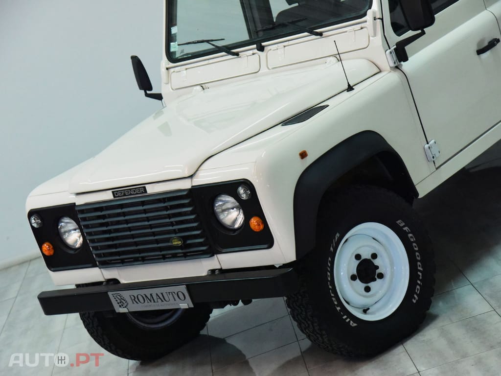 Land Rover Defender 110 PICK UP 2.5TDI 4x4