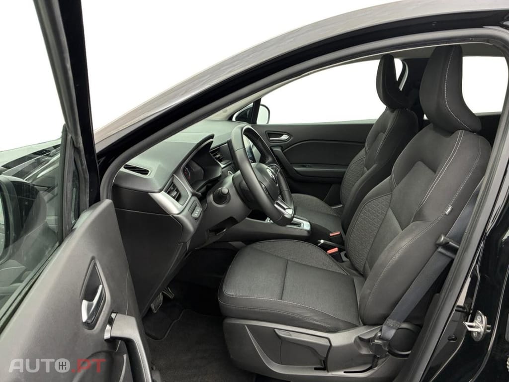 Renault Captur 1.6 E-Tech Hybrid Evolution