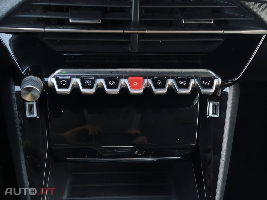 Peugeot 208 PureTech 100 EAT8 Allure