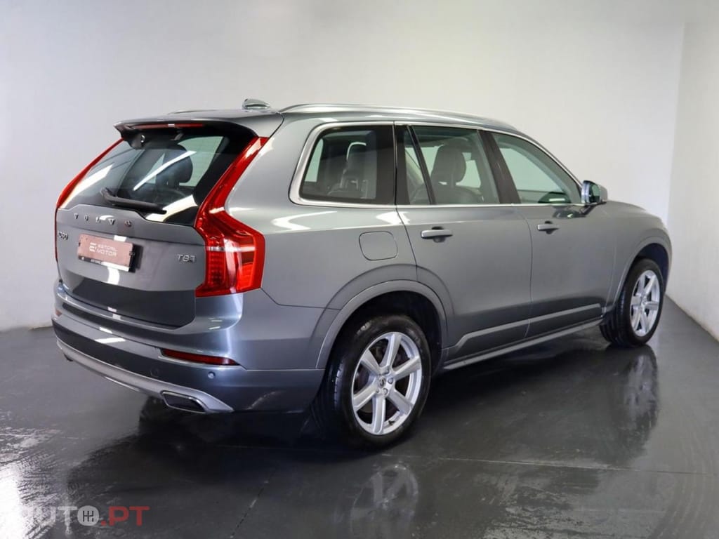 Volvo XC90 T8 Phev Momentum 4WD