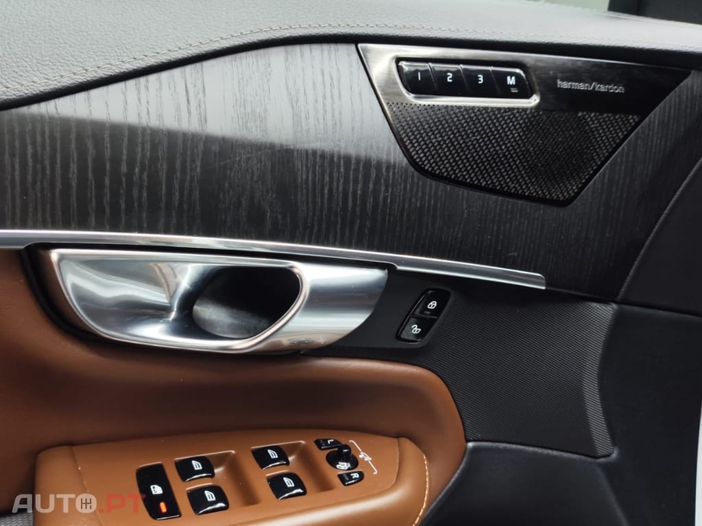 Volvo XC 90 2.0 T8 PHEV Inscription AWD — fotografia 22
