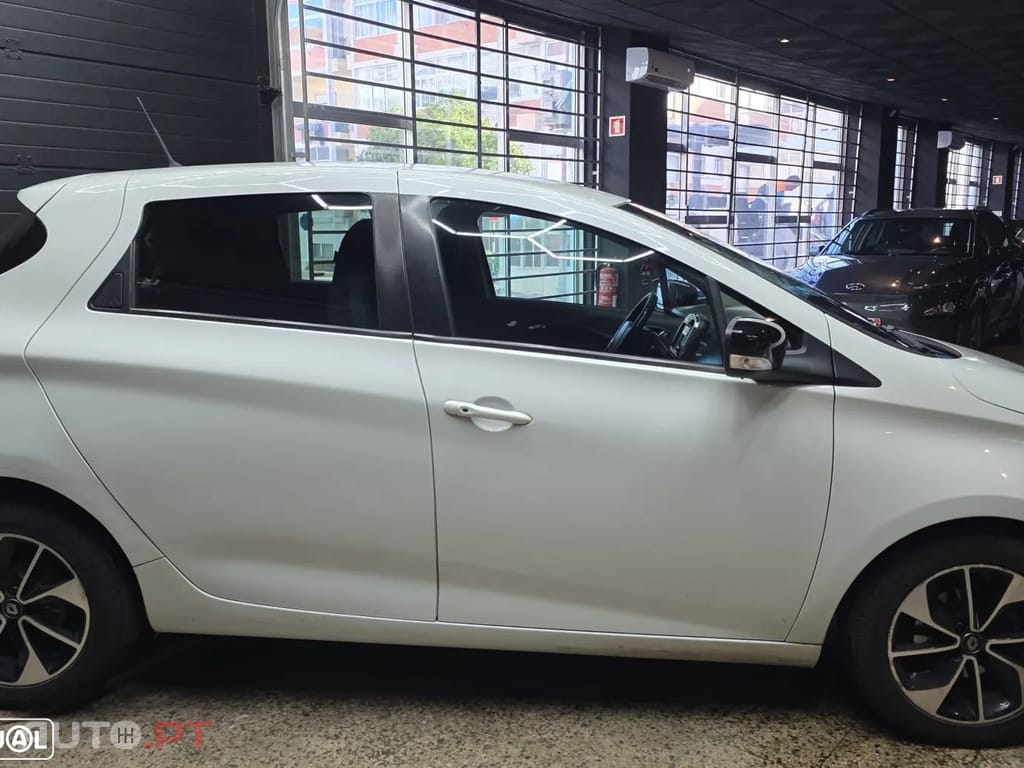 Renault Zoe (c/ Bateria) 41 kwh Intens
