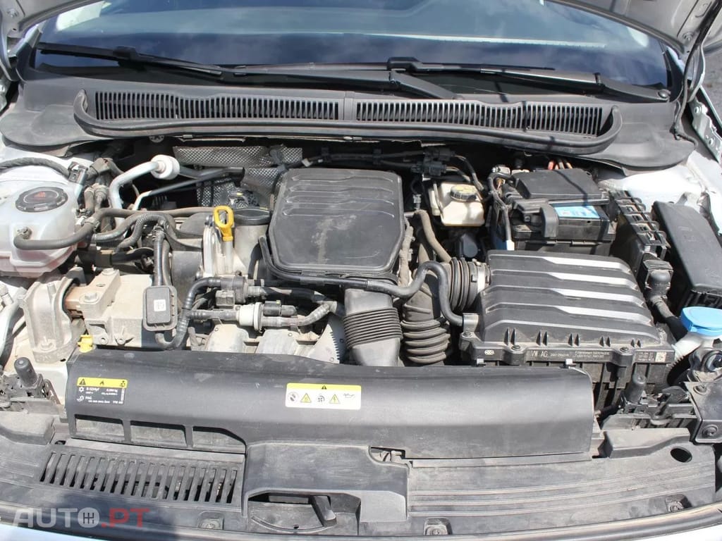 Volkswagen Polo 1.0 Confortline