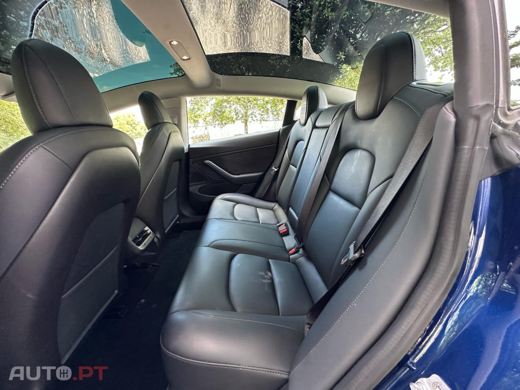 Tesla Model 3 Long-Range Dual Motor AWD
