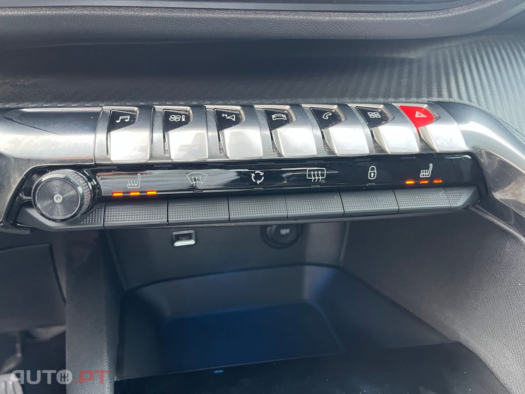 Peugeot 3008 1.5 BlueHDi Allure