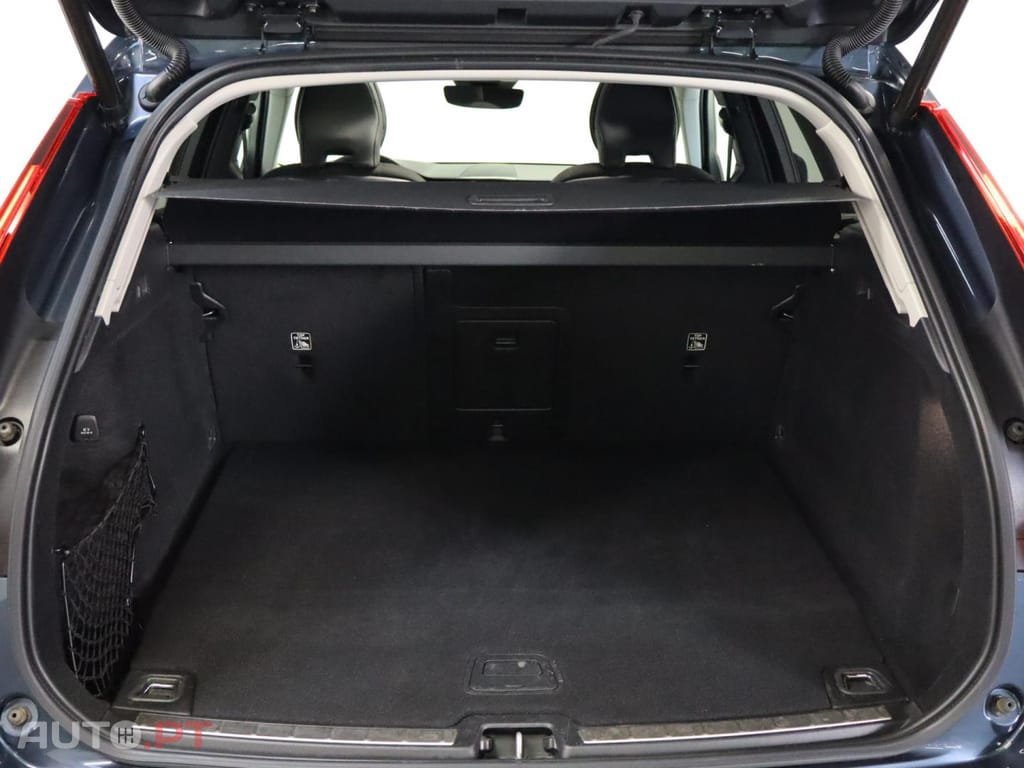 Volvo XC60 2.0 T6  AWD PHEV Inscription Auto
