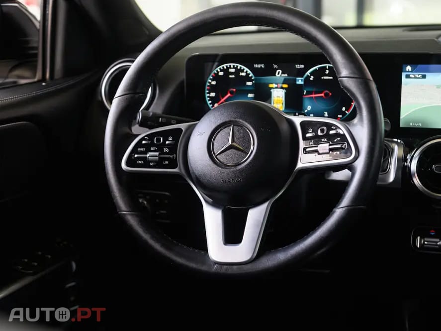 Mercedes-Benz GLB 200 d