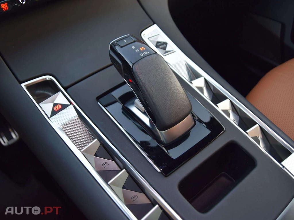 DS DS7 Crossback E-Tense 4X4 Opera EAT8