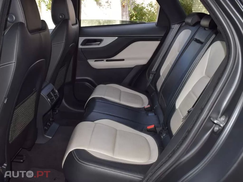 Jaguar F-Pace 2.0 i4D R-Sport AWD