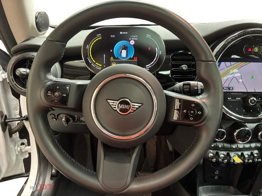 MINI Electric Cooper SE Premium Plus Edition