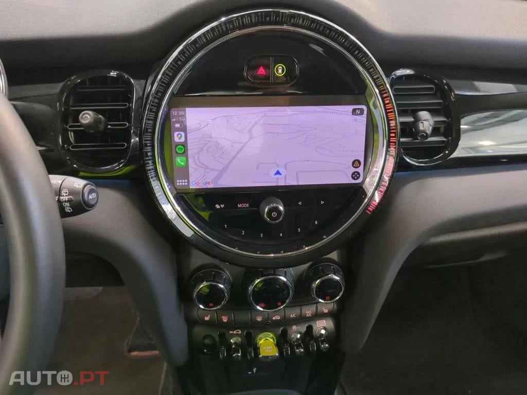 MINI Cooper Cooper SE Premium Essential