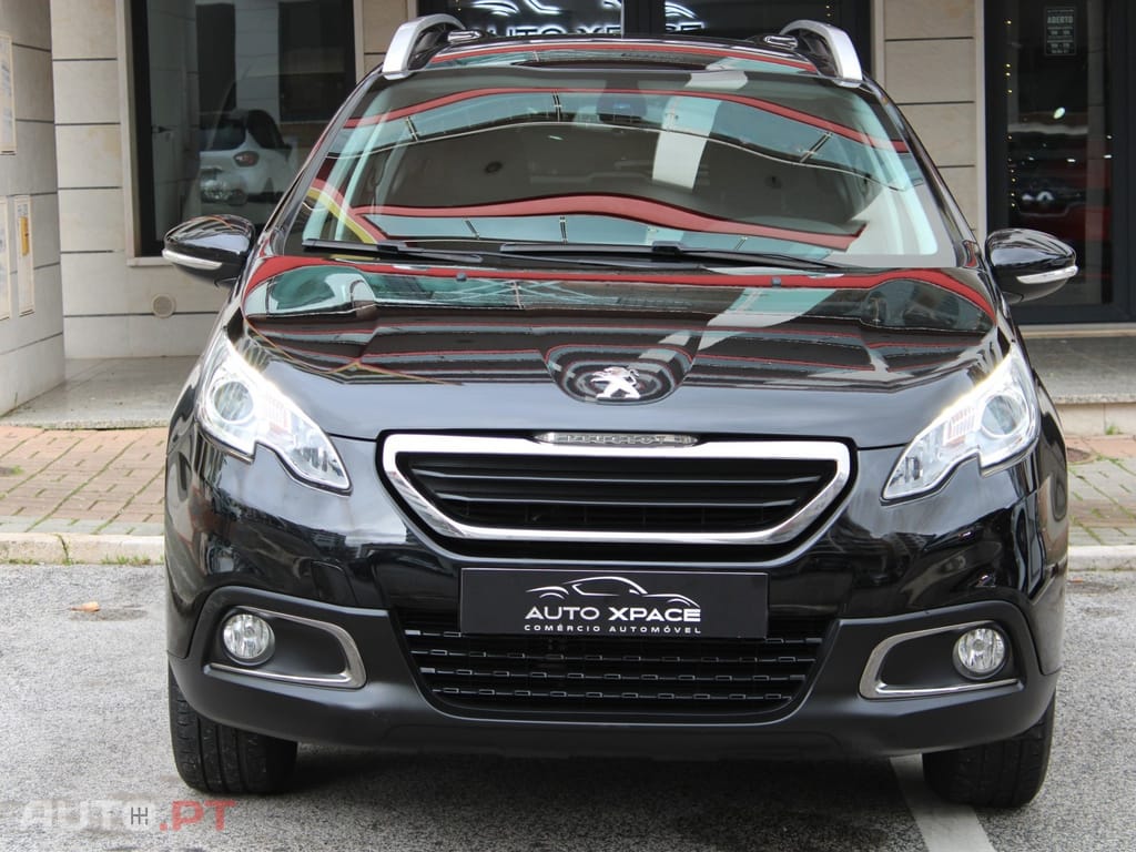 Peugeot 2008 1.2 PureTech Allure