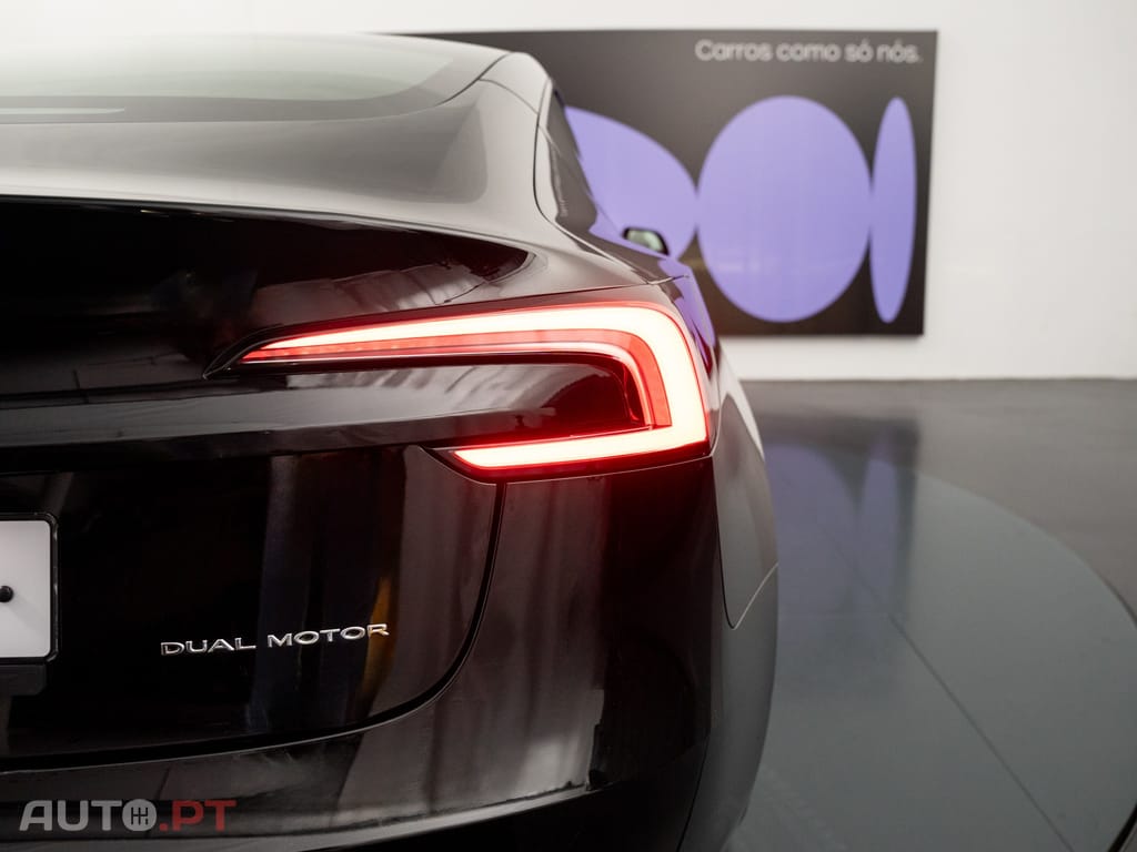 Tesla Model 3 Long Range Tração Integral
