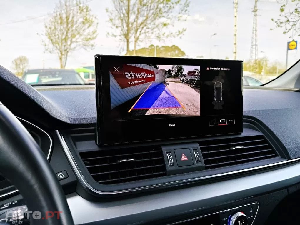 Audi Q5 50 TFSIe quattro S tronic S line business