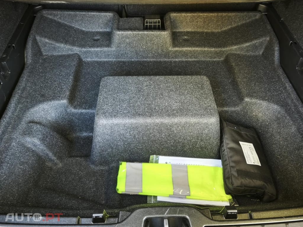 Volvo XC40 1.5 T4 PHEV Inscription Expression