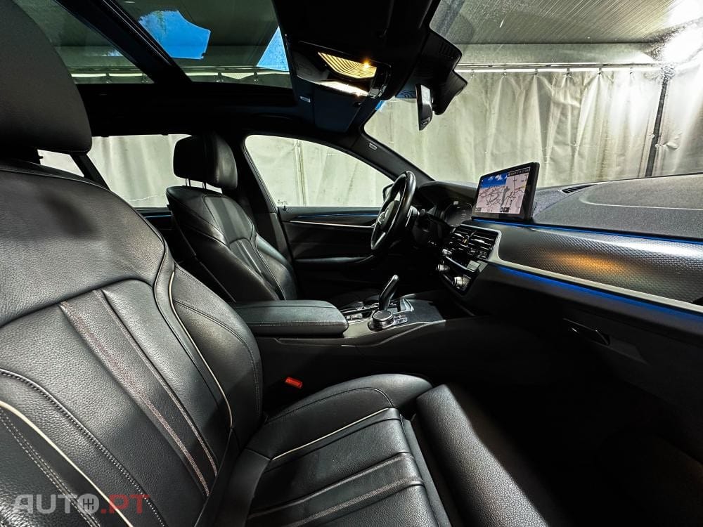 BMW 530 e Pack Desportivo M