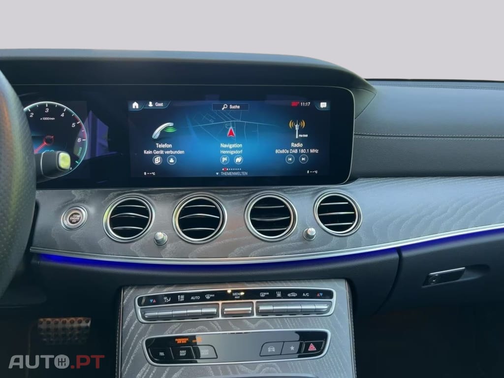Mercedes-Benz E 300 de AMG-Line I.V.A DEDUTIVEL