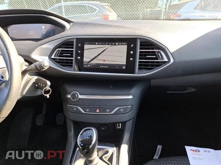 Peugeot 308 1.2 PureTech Style
