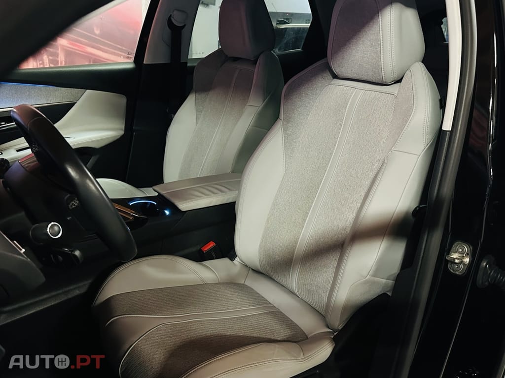 Peugeot 3008 1.2 PureTech Allure