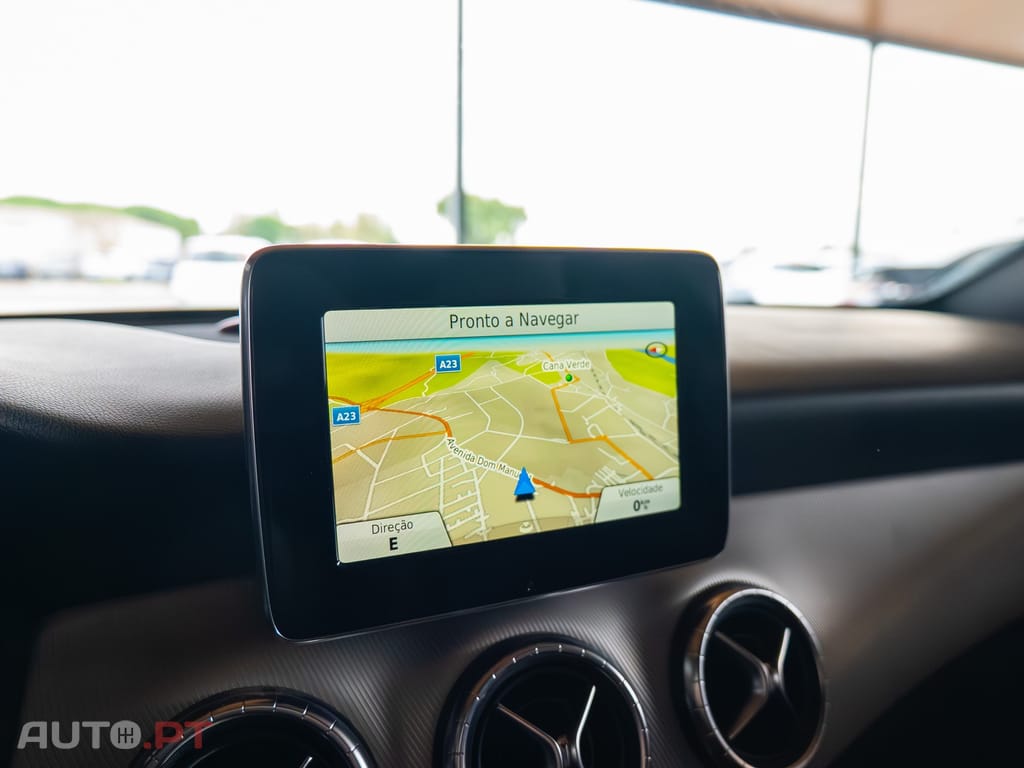 Mercedes-Benz CLA 200 d Shooting Brake Urban Aut.