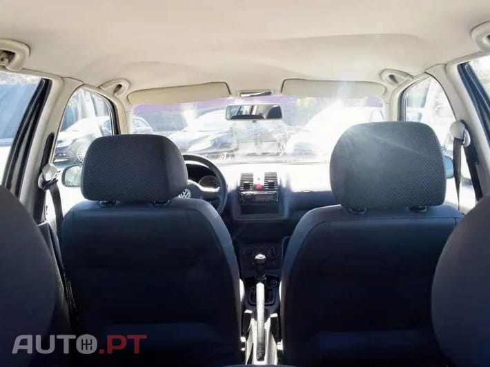 Volkswagen Polo Outro