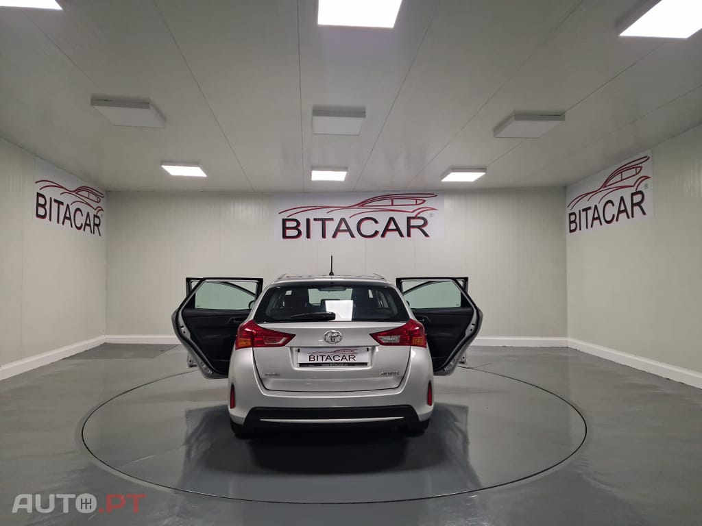 Toyota Auris Touring Sports 1.4 D-4D Active+AC