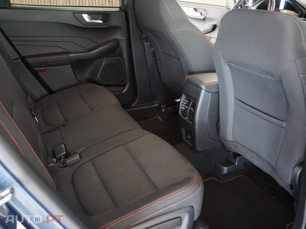 Ford Kuga 1.5 EcoBoost ST-LINE X