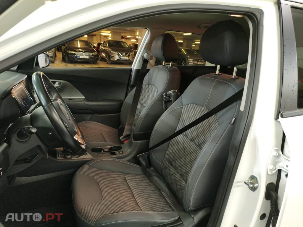 Kia Niro 1.6 GDi HEV Urban