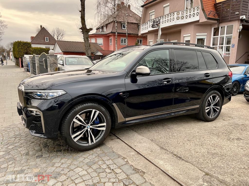 BMW X7 M50d