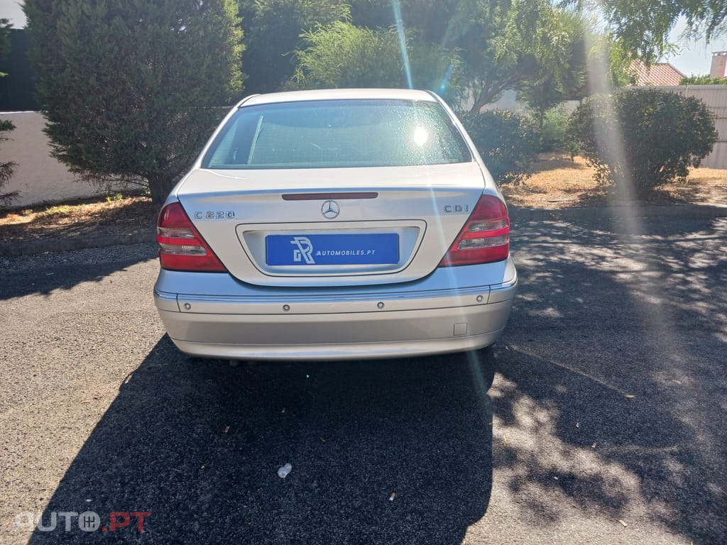 Mercedes-Benz C 220 CDI Elegance  W203
