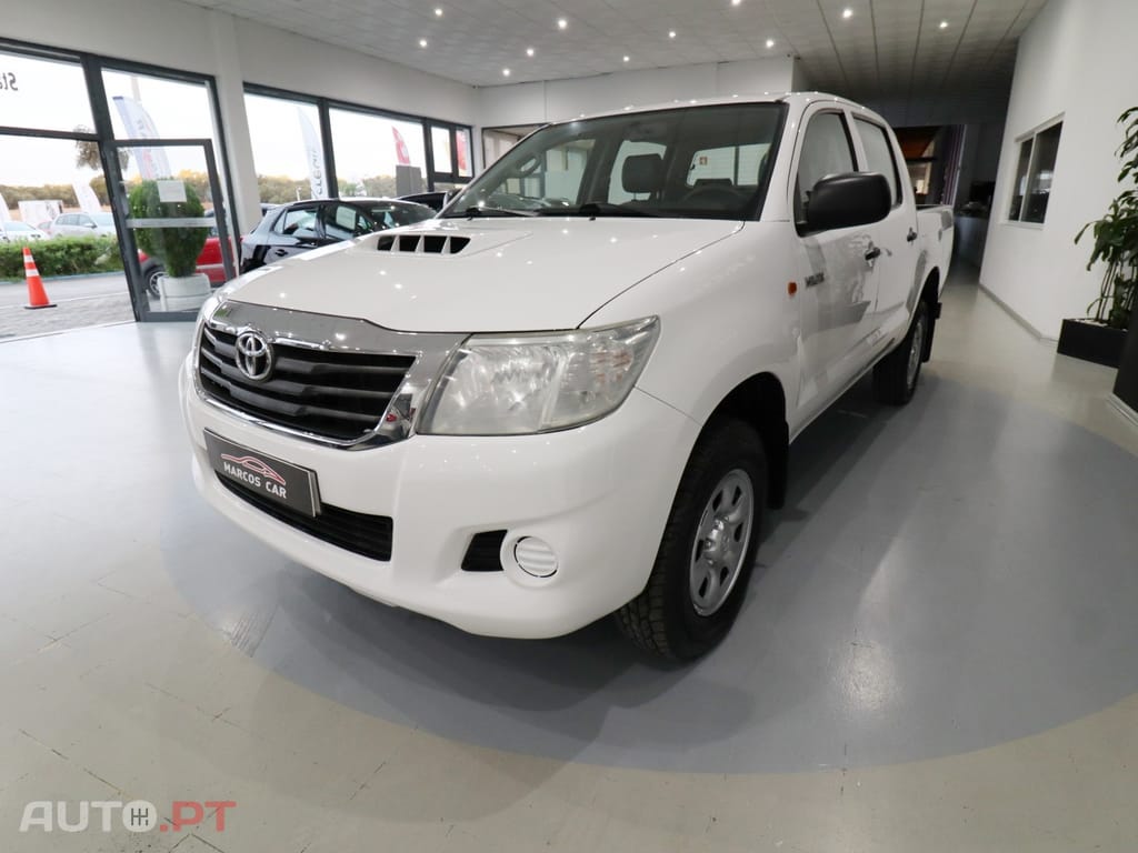Toyota Hilux 2.5 D-4D 4WD CD PM