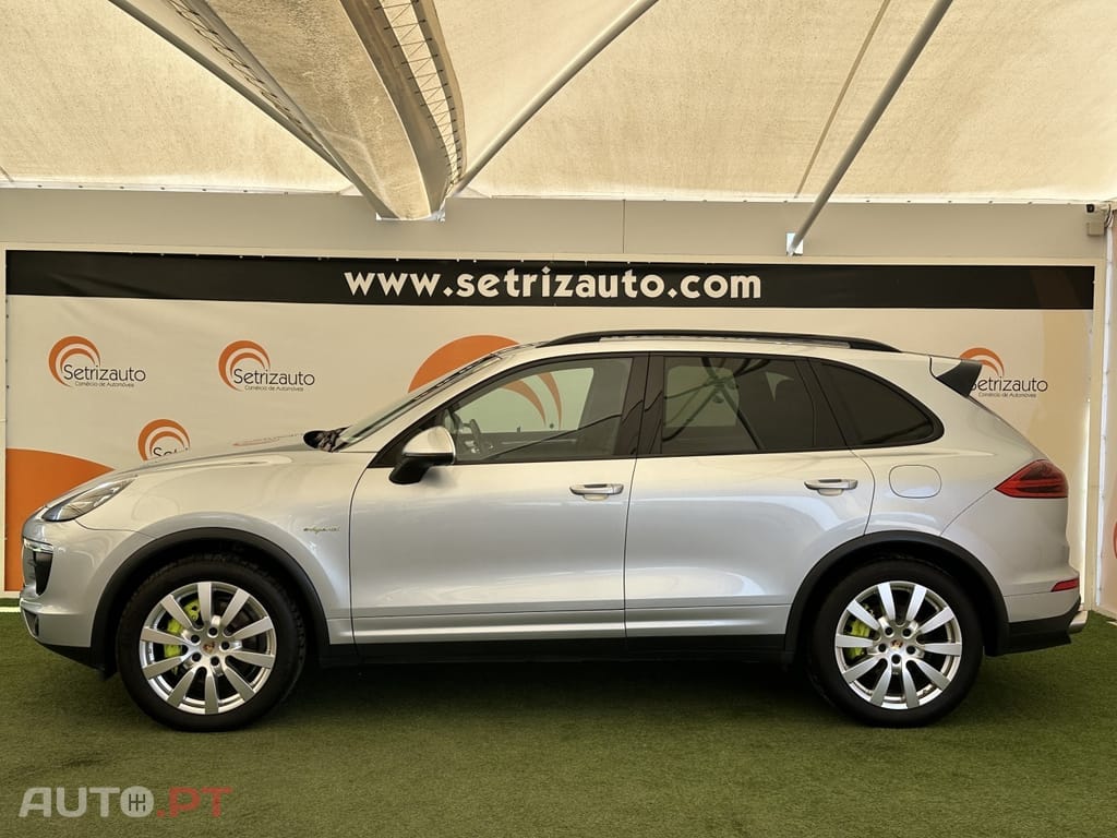 Porsche Cayenne S E-Hybrid