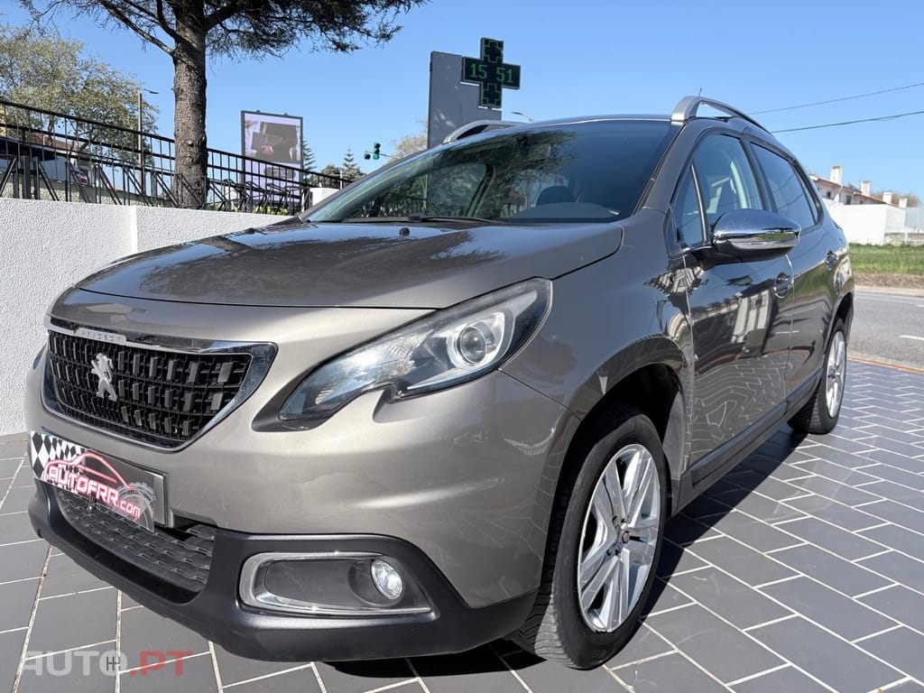 Peugeot 2008 1.2 PureTech Style