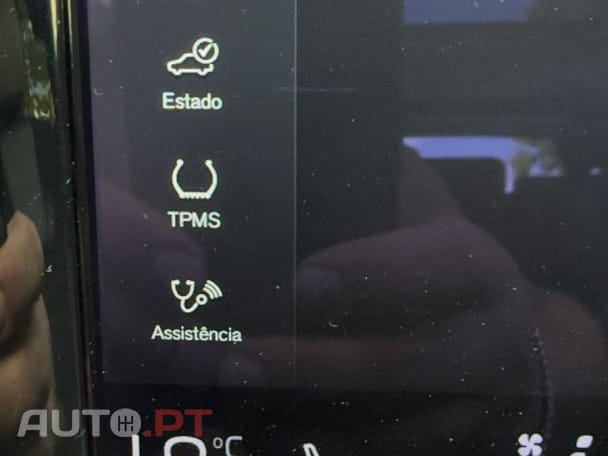 Volvo XC60 2.0 T6 PHEV R-Design AWD