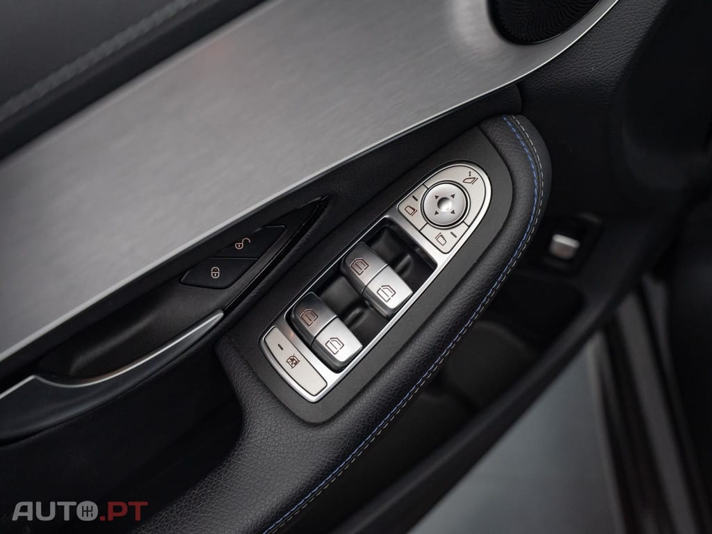 Mercedes-Benz C 300 de AMG Line