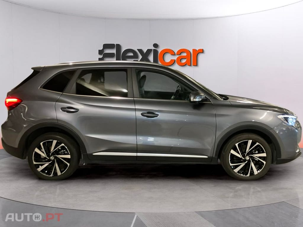 MG ZS 1.5 Hybrid+ Luxury