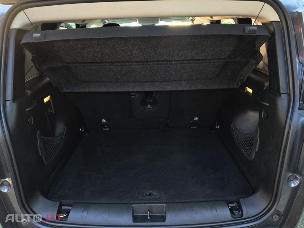 Jeep Renegade 1.6 MJD Night Eagle