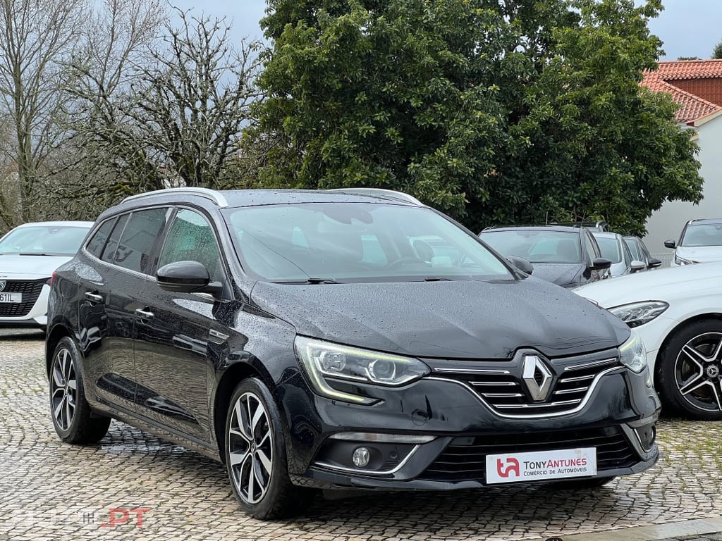 Renault Mégane Sport Tourer 1.5 Blue dCi Bose Edition