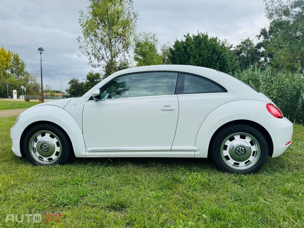 Volkswagen New Beetle VW New Beetle 1.6 TDi Design