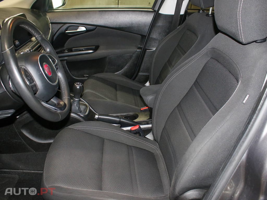 Fiat Tipo 1.3 M-Jet Lounge Tech