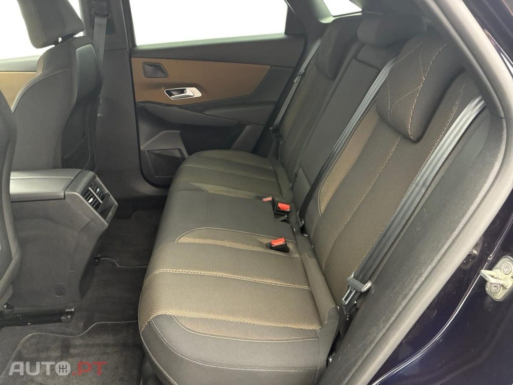 DS DS7 Crossback 1.5 BlueHDi Business EAT8