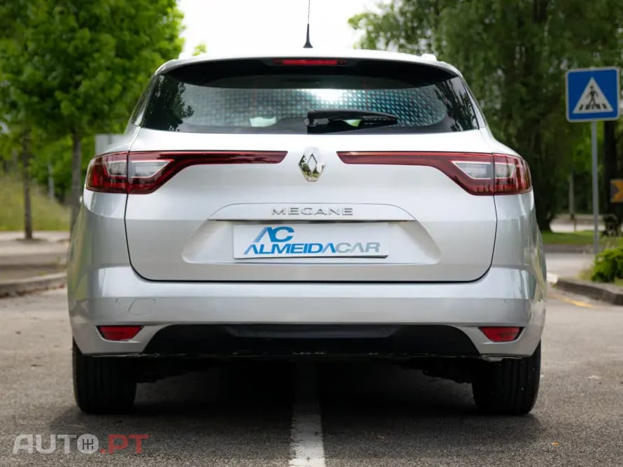 Renault Mégane Sport Tourer BLUE dCi 115 EDC BUSINESS EDITION