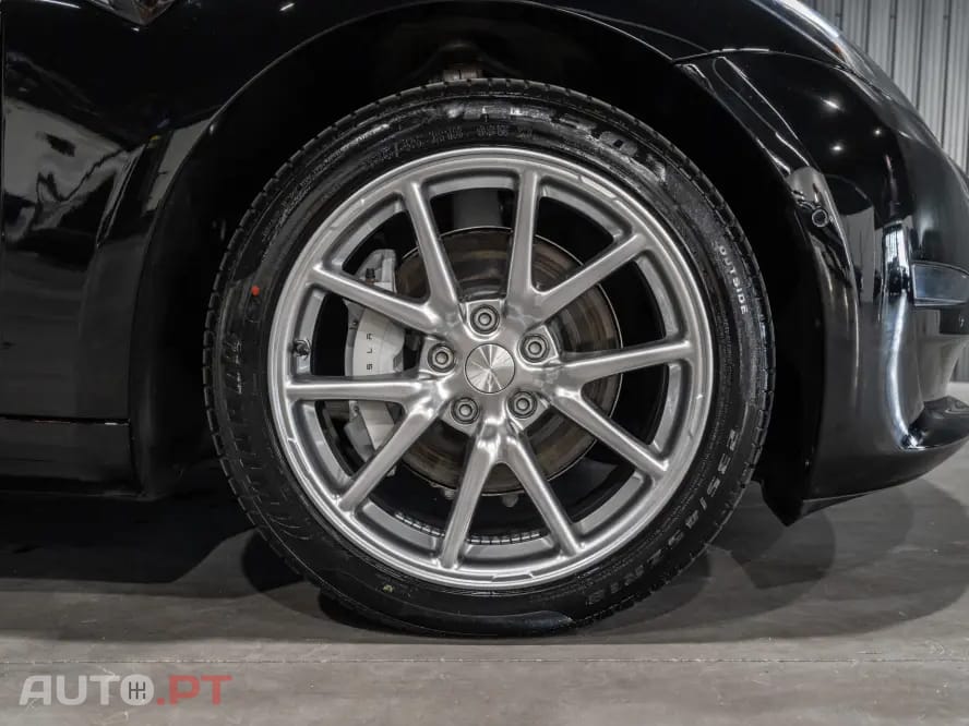 Tesla Model 3 Long-Range Dual Motor AWD