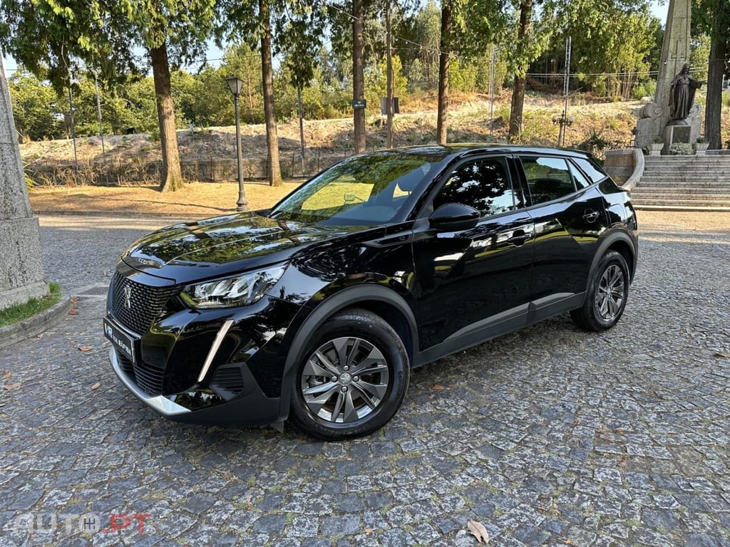 Peugeot E-2008 50 kWh Active Pack