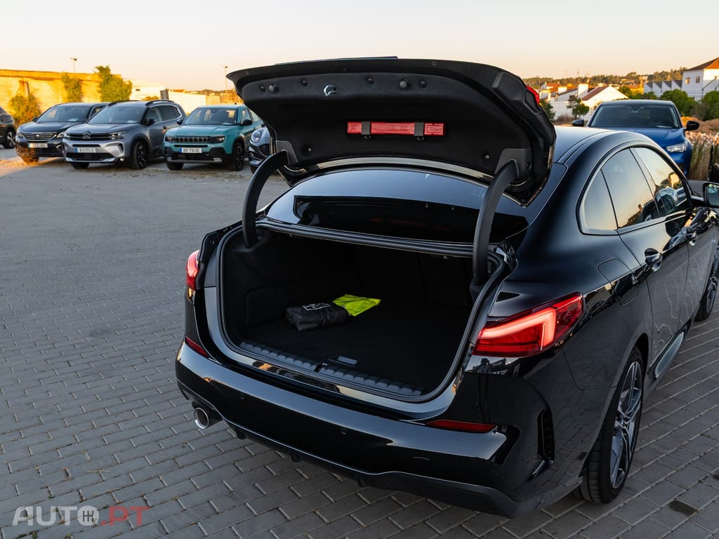 BMW 216 d Pack Desportivo M