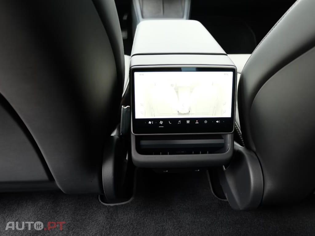 Tesla Model 3 RWD I.V.A DEDUTIVEL 