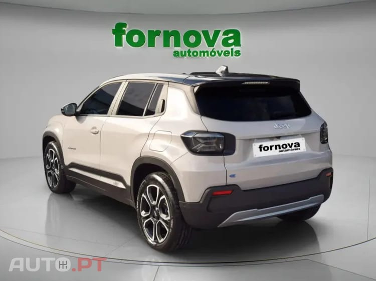 Jeep Avenger 54 kWh Summit