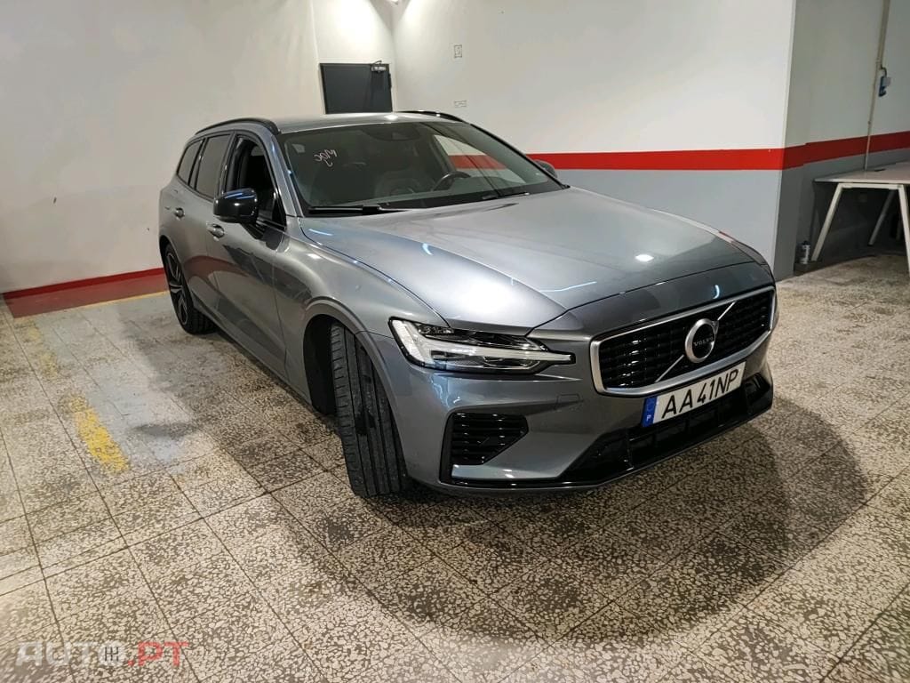 Volvo V60 2.0 T8 AWD TE R-Design