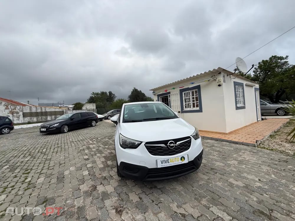 Opel Crossland Outro